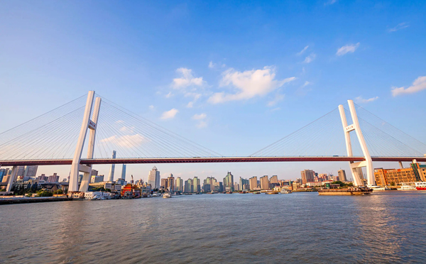 橋梁結(jié)構(gòu)健康監(jiān)測(cè)系統(tǒng)讓橋梁安全24小時(shí)“健康在線”(圖1)